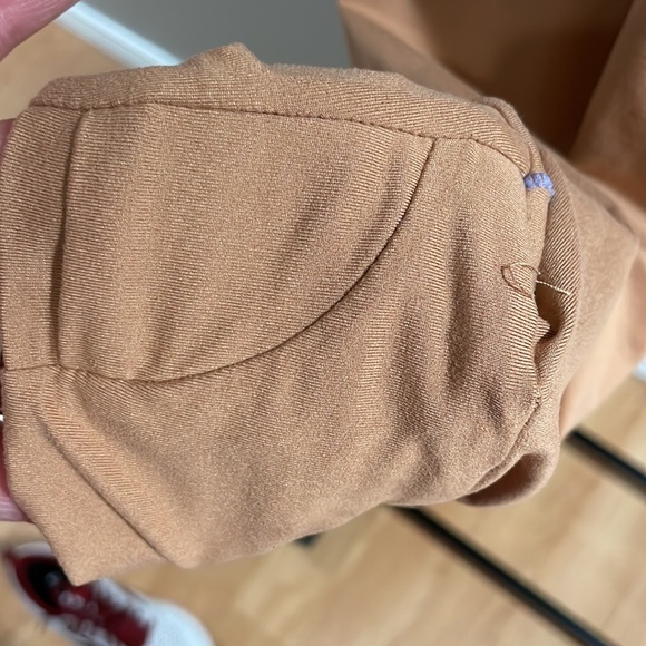 Fabletics Run Hoodie - Picture 3 of 3